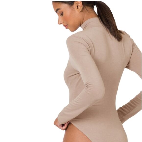 NWT MOCK NECK LONG SLEEVE BODYSUIT ASH MOCHA - Picture 2 of 6